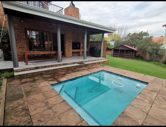 4 BEDROOM HOUSE FOR SALE IN VANDERBIJLPARK SW 5